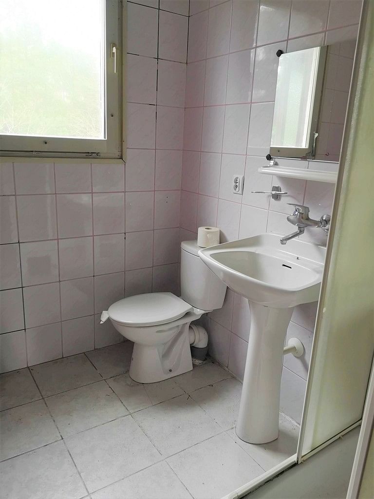 Dom 4 pokojowe na Sprzedaż