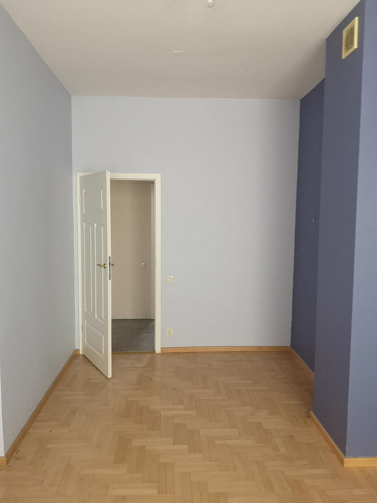 Mieszkanie 4 pokojowe na Sprzedaż