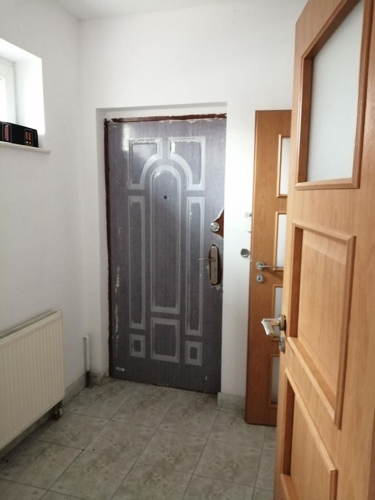 Dom 8 pokojowe na Sprzedaż