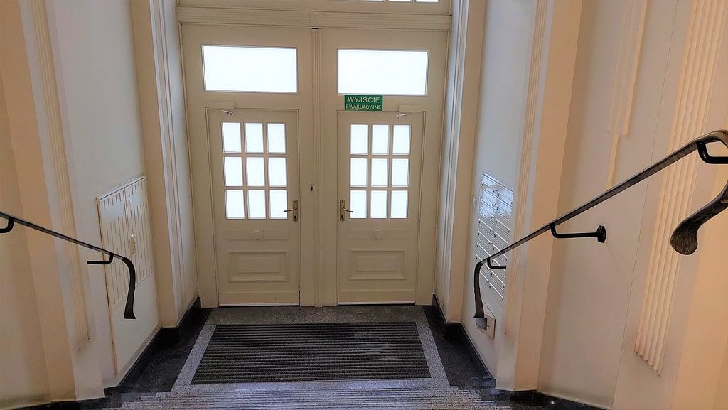 Mieszkanie 4 pokojowe na Sprzedaż