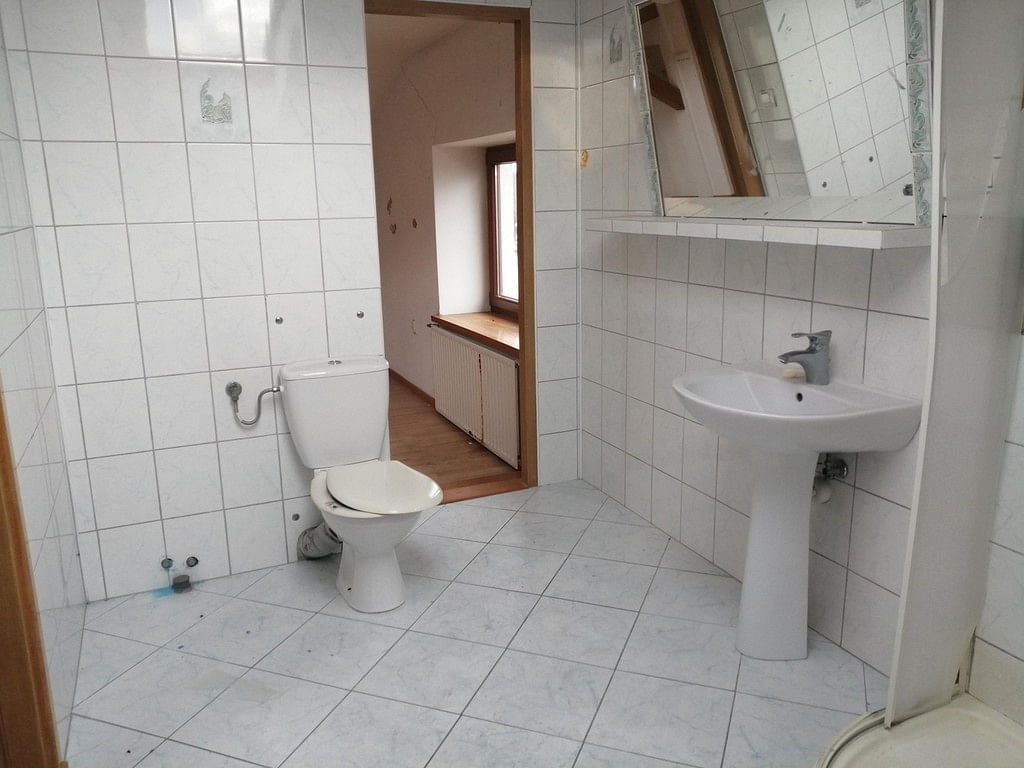 Dom 7 pokojowe na Sprzedaż