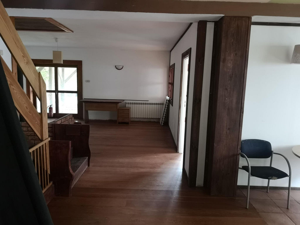Dom 6 pokojowe na Sprzedaż