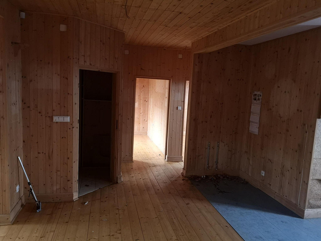 Dom 7 pokojowe na Sprzedaż