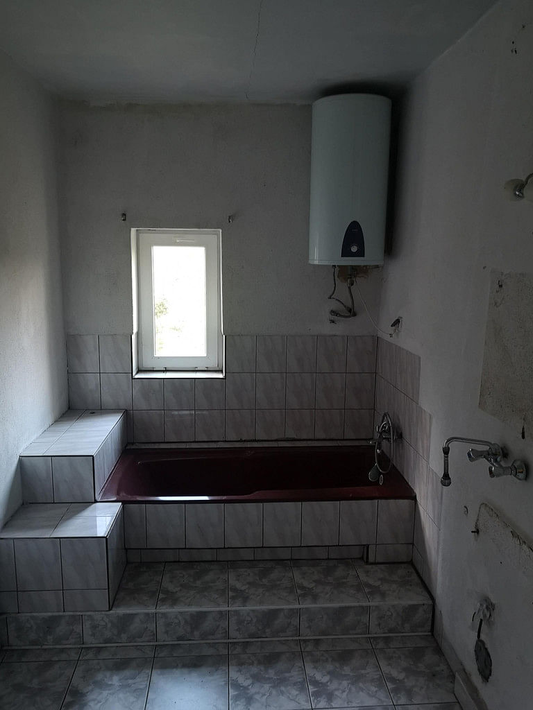 Dom 4 pokojowe na Sprzedaż