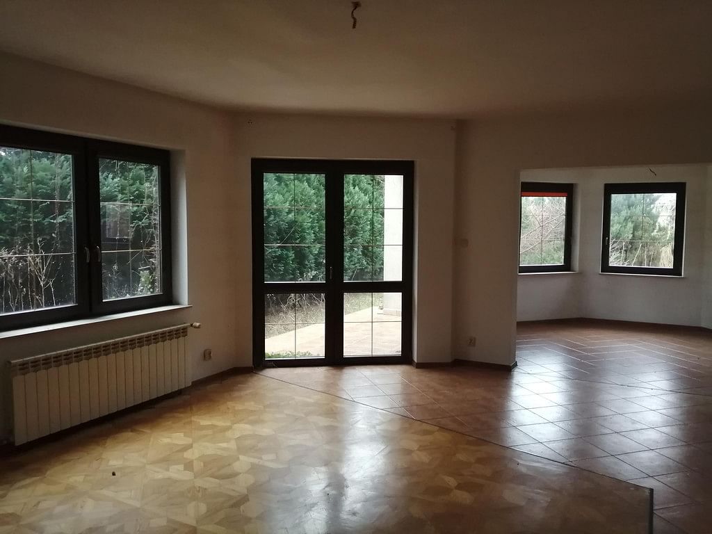 Dom 5 pokojowe na Sprzedaż