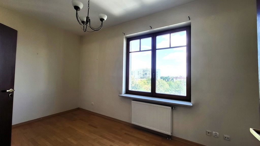 Mieszkanie 6 pokojowe na Sprzedaż