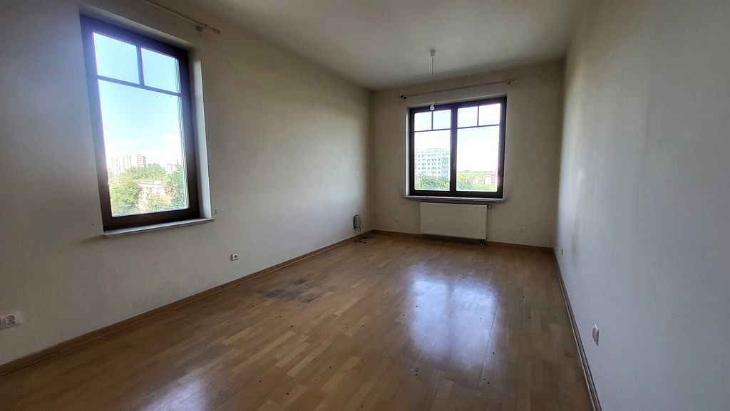 Mieszkanie 6 pokojowe na Sprzedaż