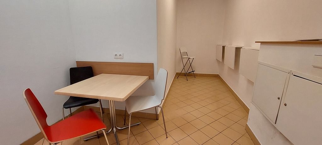 Lokal użytkowy  pokojowe na Wynajem