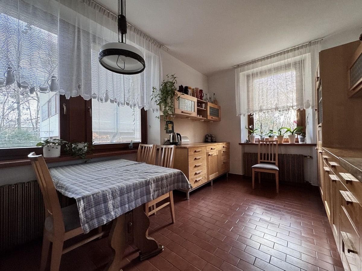 Dom 6 pokojowe na Sprzedaż