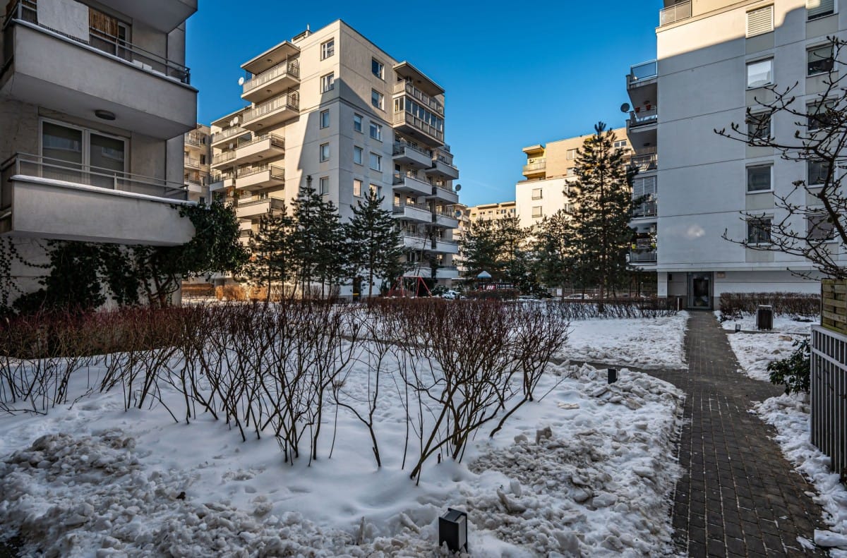 Mieszkanie 3 pokojowe na Sprzedaż