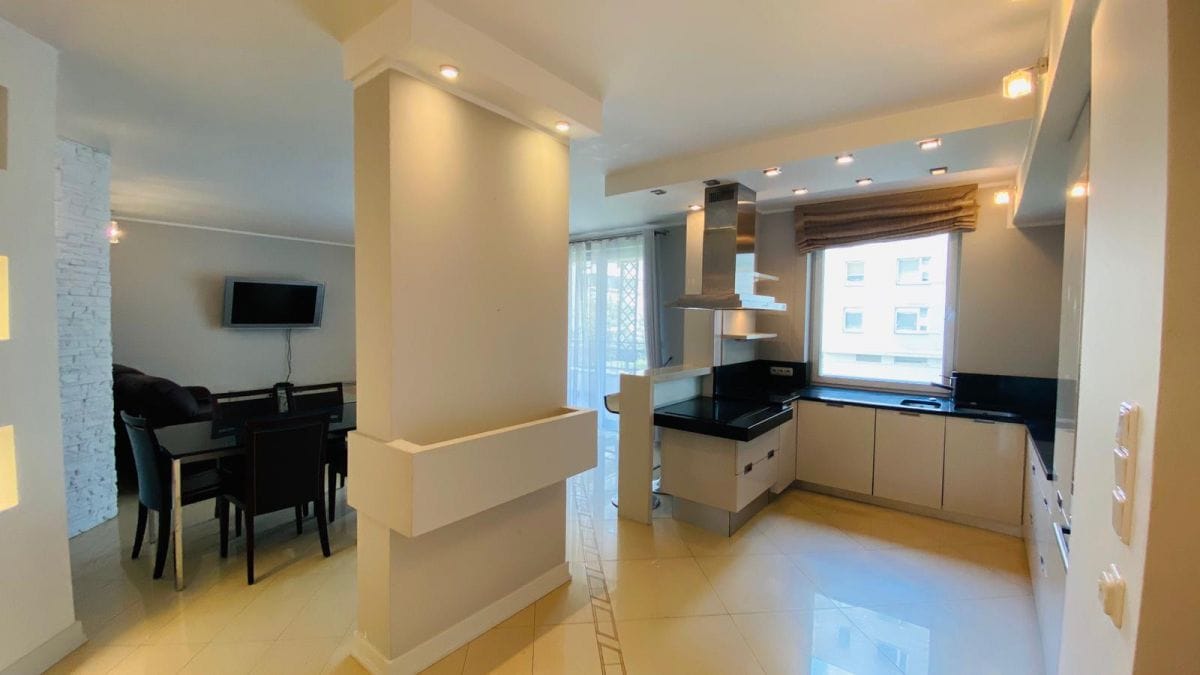 Mieszkanie 4 pokojowe na Wynajem