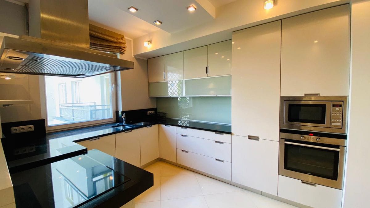 Mieszkanie 4 pokojowe na Wynajem