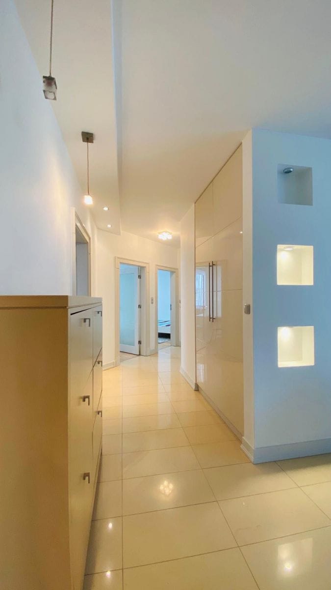 Mieszkanie 4 pokojowe na Wynajem