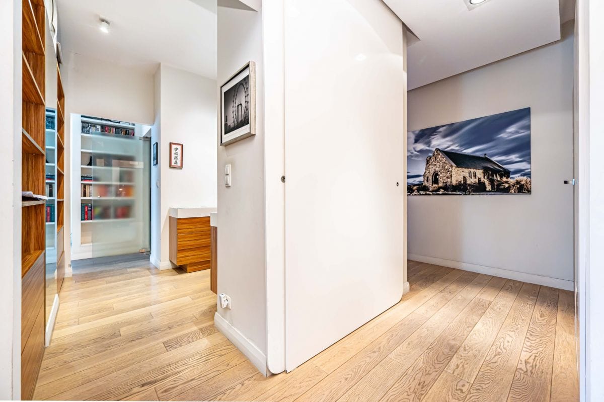 Mieszkanie 4 pokojowe na Sprzedaż