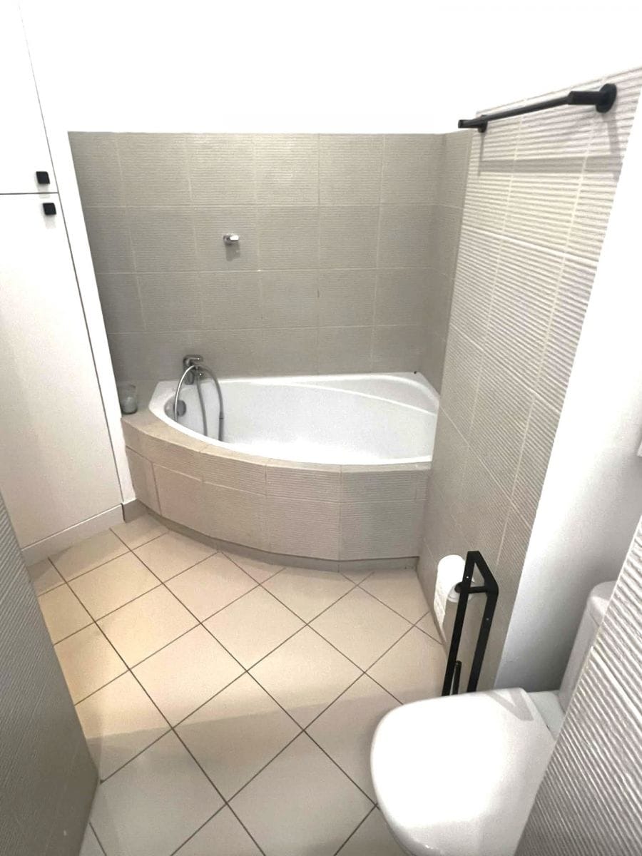 Mieszkanie 1 pokojowe na Sprzedaż