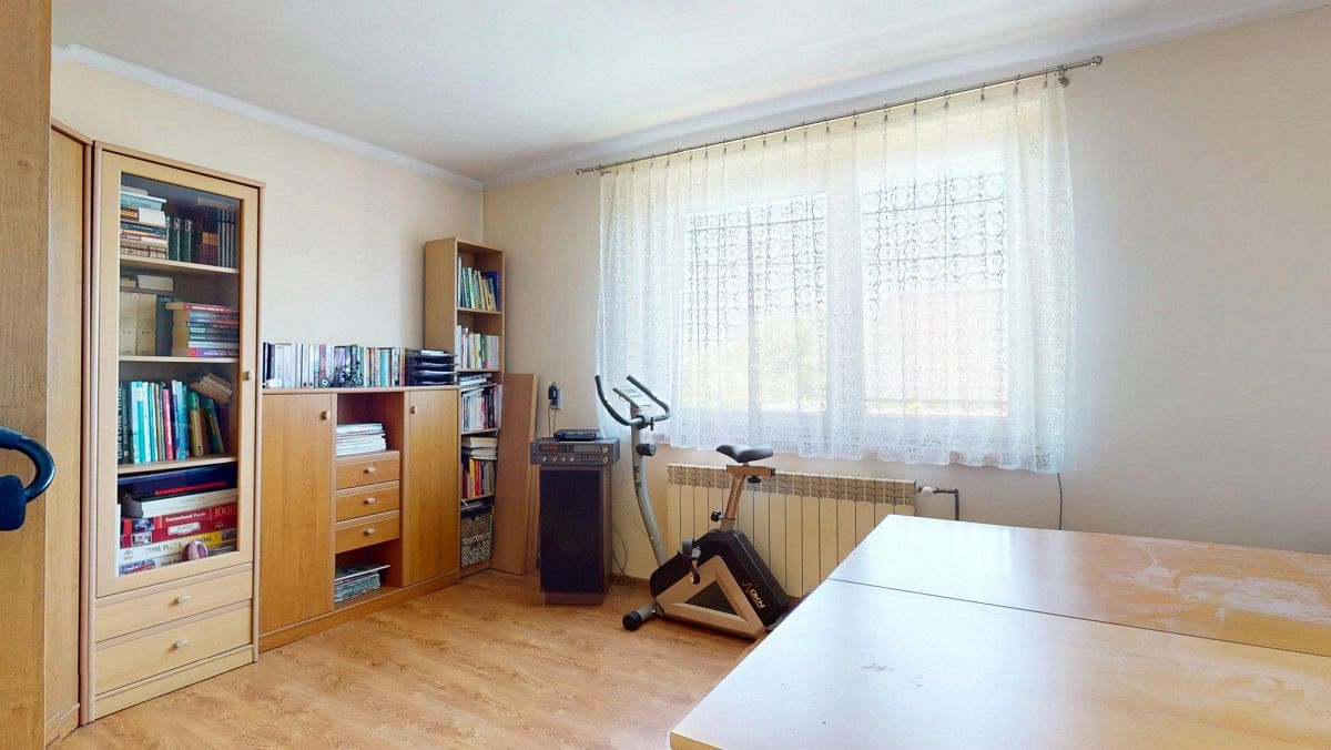 Dom 5 pokojowe na Sprzedaż