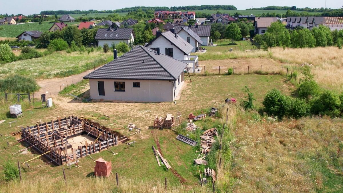 Dom 4 pokojowe na Sprzedaż