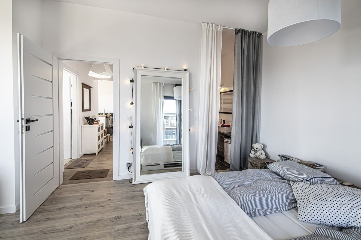 Mieszkanie 4 pokojowe na Sprzedaż