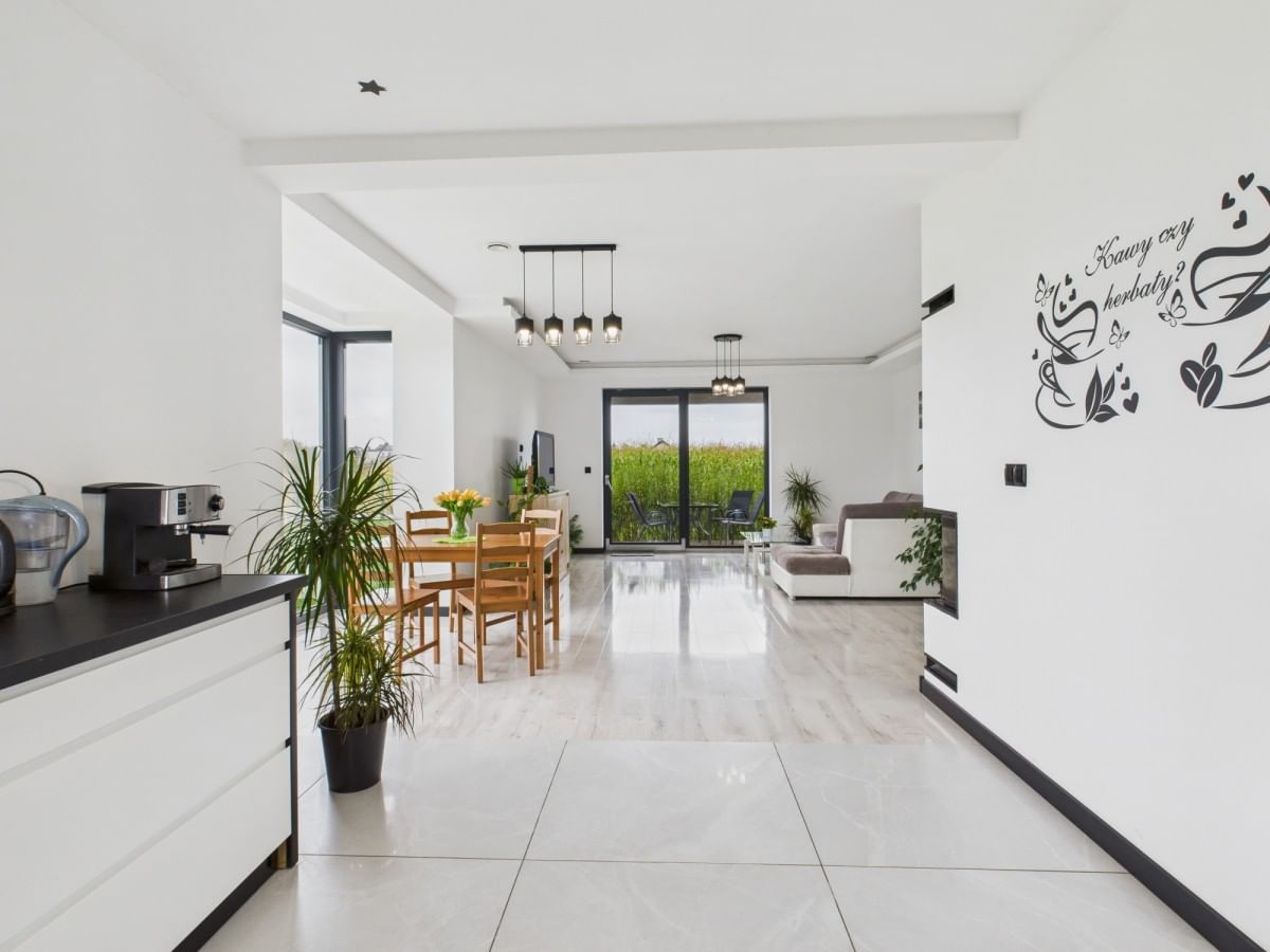 Dom 5 pokojowe na Sprzedaż