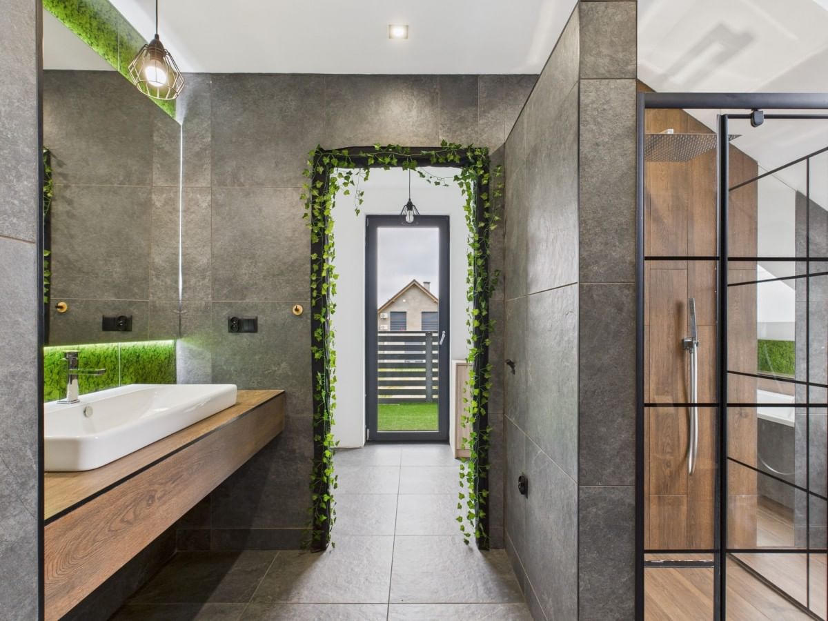 Dom 5 pokojowe na Sprzedaż