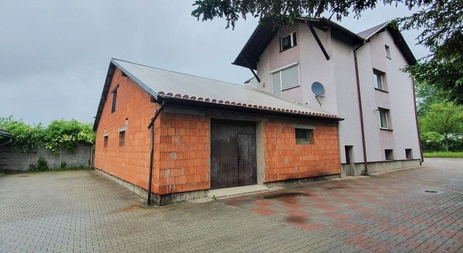 Dom 8 pokojowe na Sprzedaż