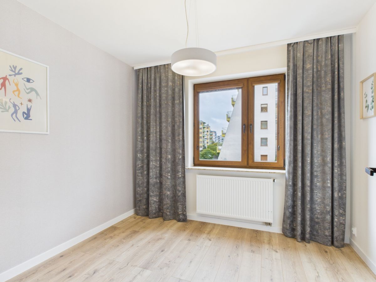 Mieszkanie 3 pokojowe na Sprzedaż