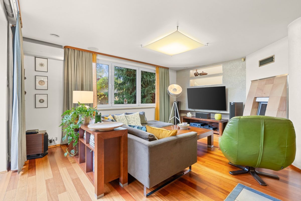 Dom 5 pokojowe na Sprzedaż