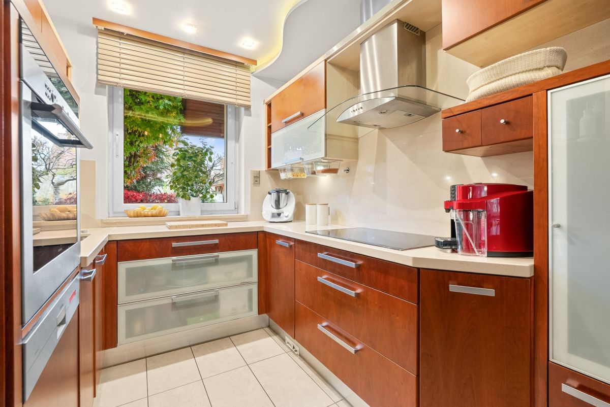 Dom 5 pokojowe na Sprzedaż