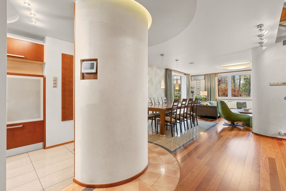 Dom 5 pokojowe na Sprzedaż