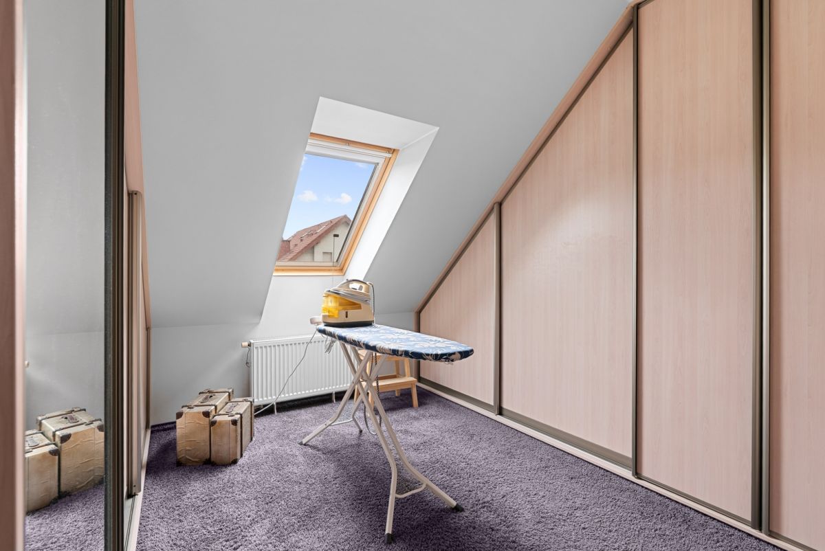 Dom 5 pokojowe na Sprzedaż