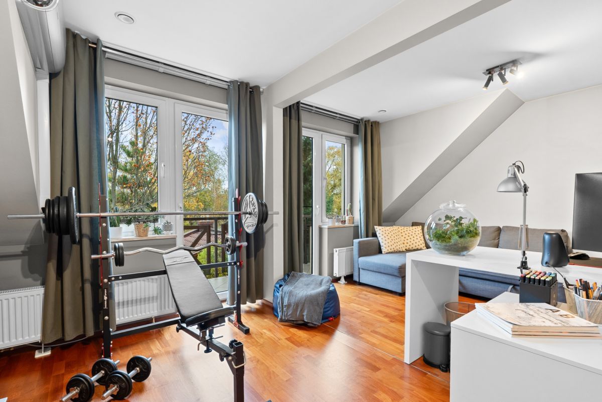 Dom 5 pokojowe na Sprzedaż