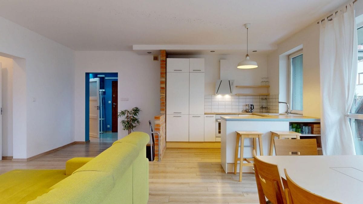 Mieszkanie 4 pokojowe na Sprzedaż