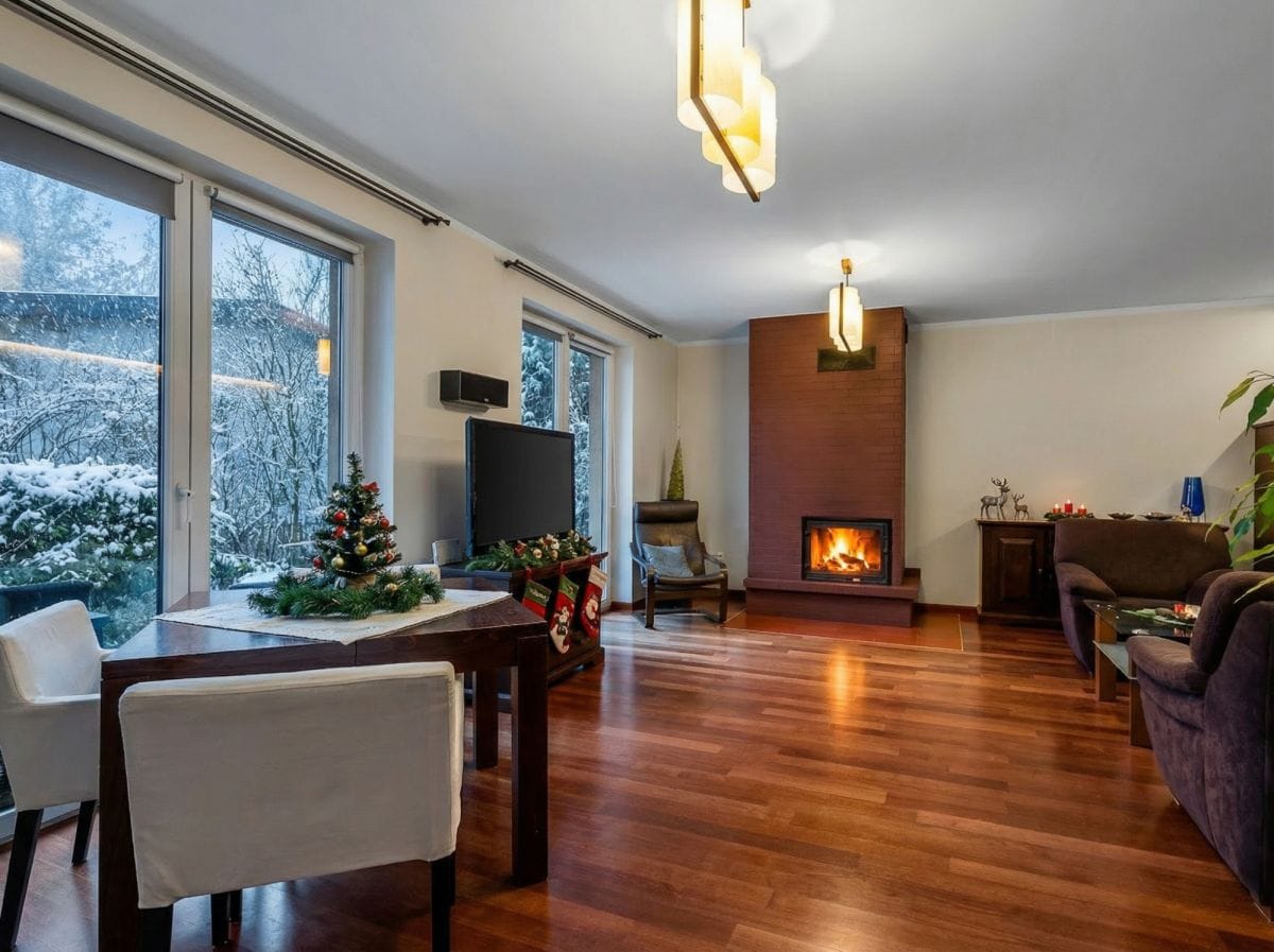 Dom 5 pokojowe na Sprzedaż