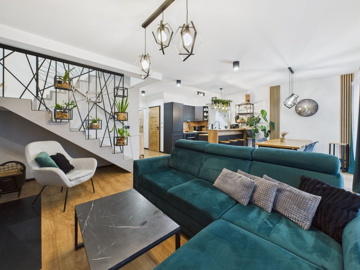 Dom 5 pokojowe na Sprzedaż