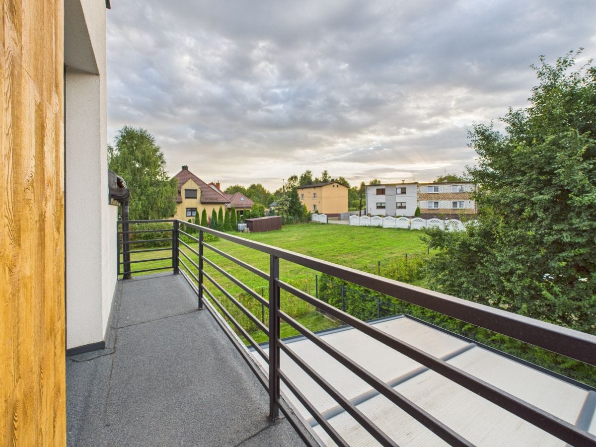 Dom 5 pokojowe na Sprzedaż