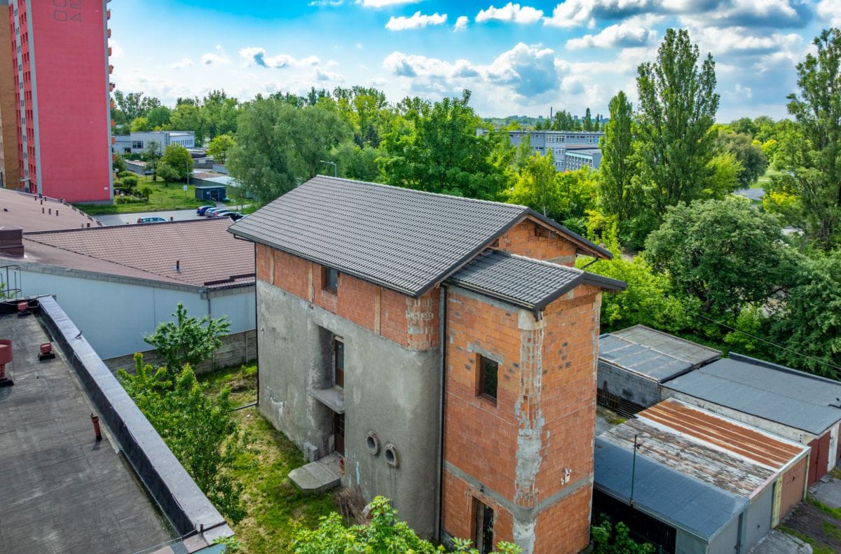 Dom 6 pokojowe na Sprzedaż