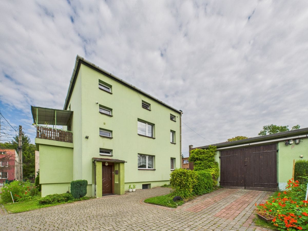 Dom 6 pokojowe na Sprzedaż