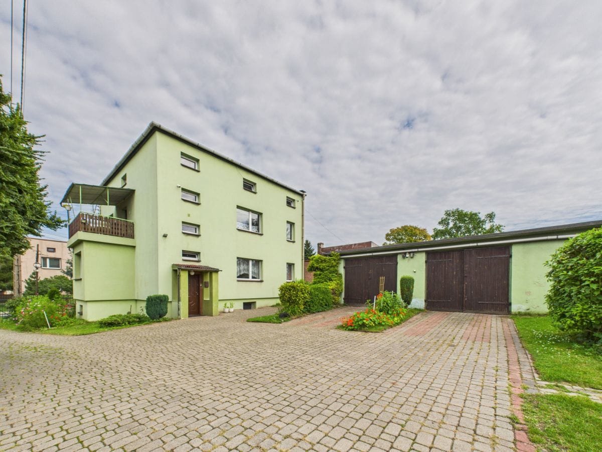 Dom 6 pokojowe na Sprzedaż