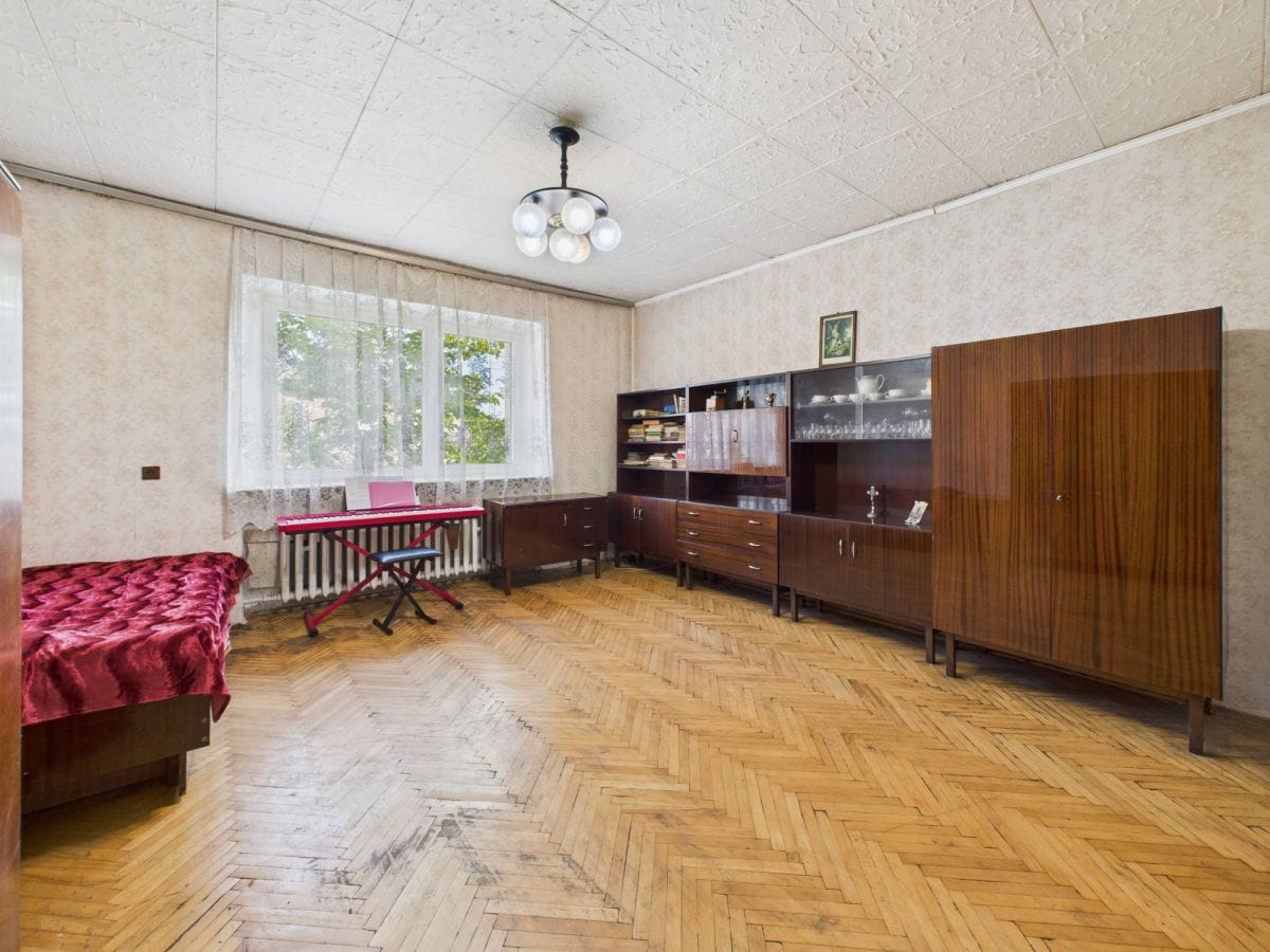 Dom 6 pokojowe na Sprzedaż