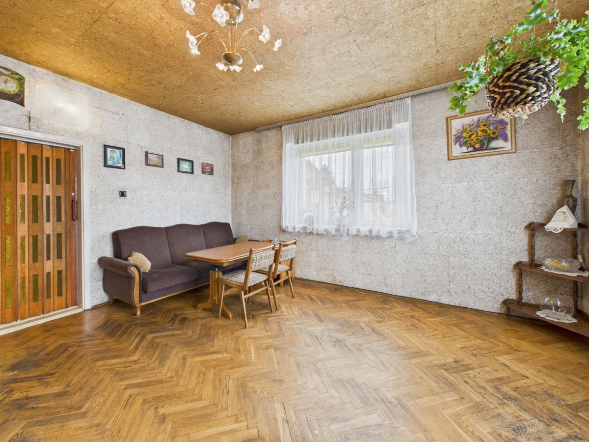 Dom 6 pokojowe na Sprzedaż