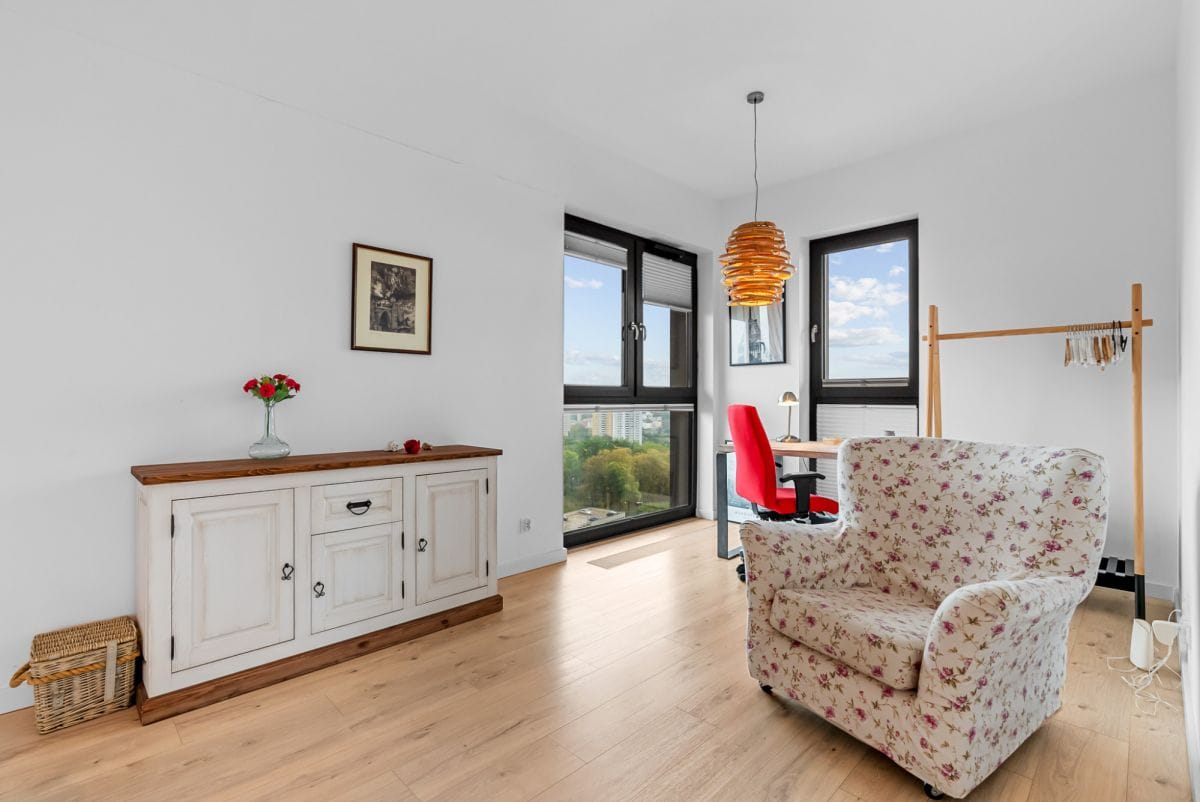 Mieszkanie 4 pokojowe na Sprzedaż