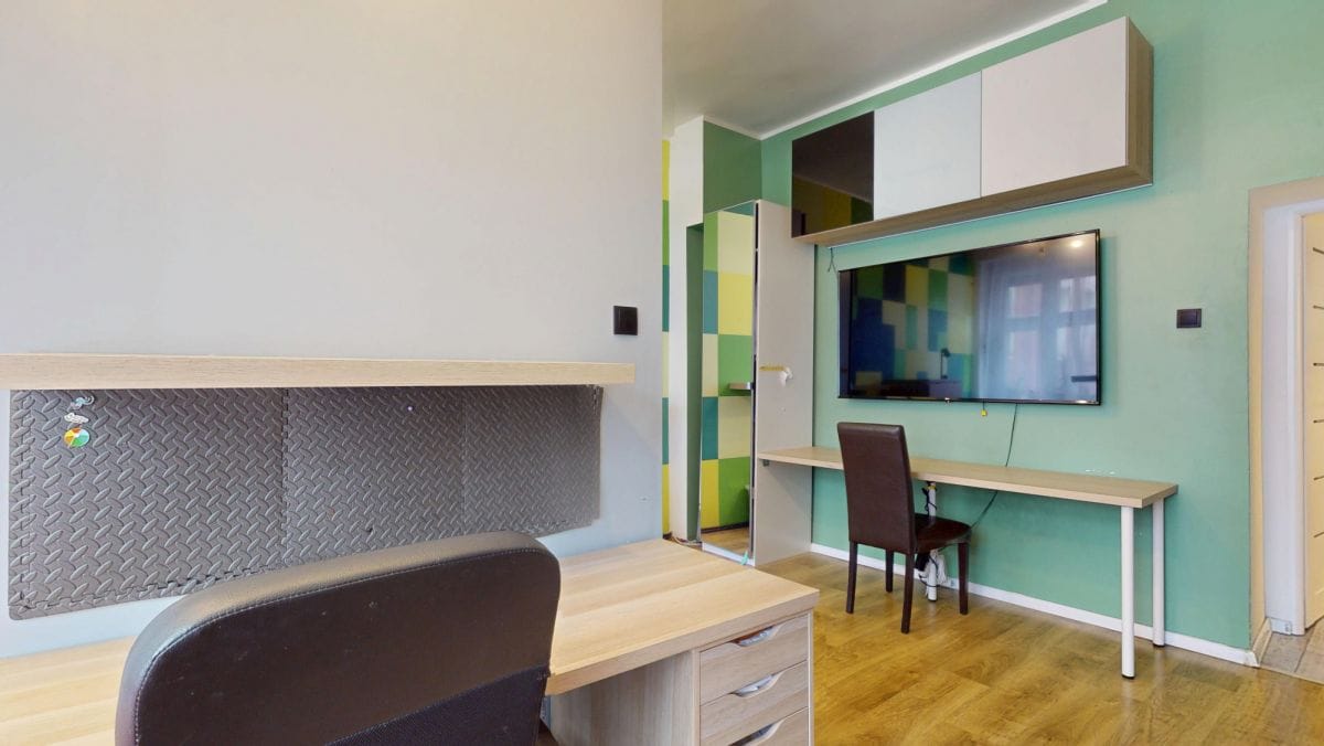 Mieszkanie 4 pokojowe na Sprzedaż