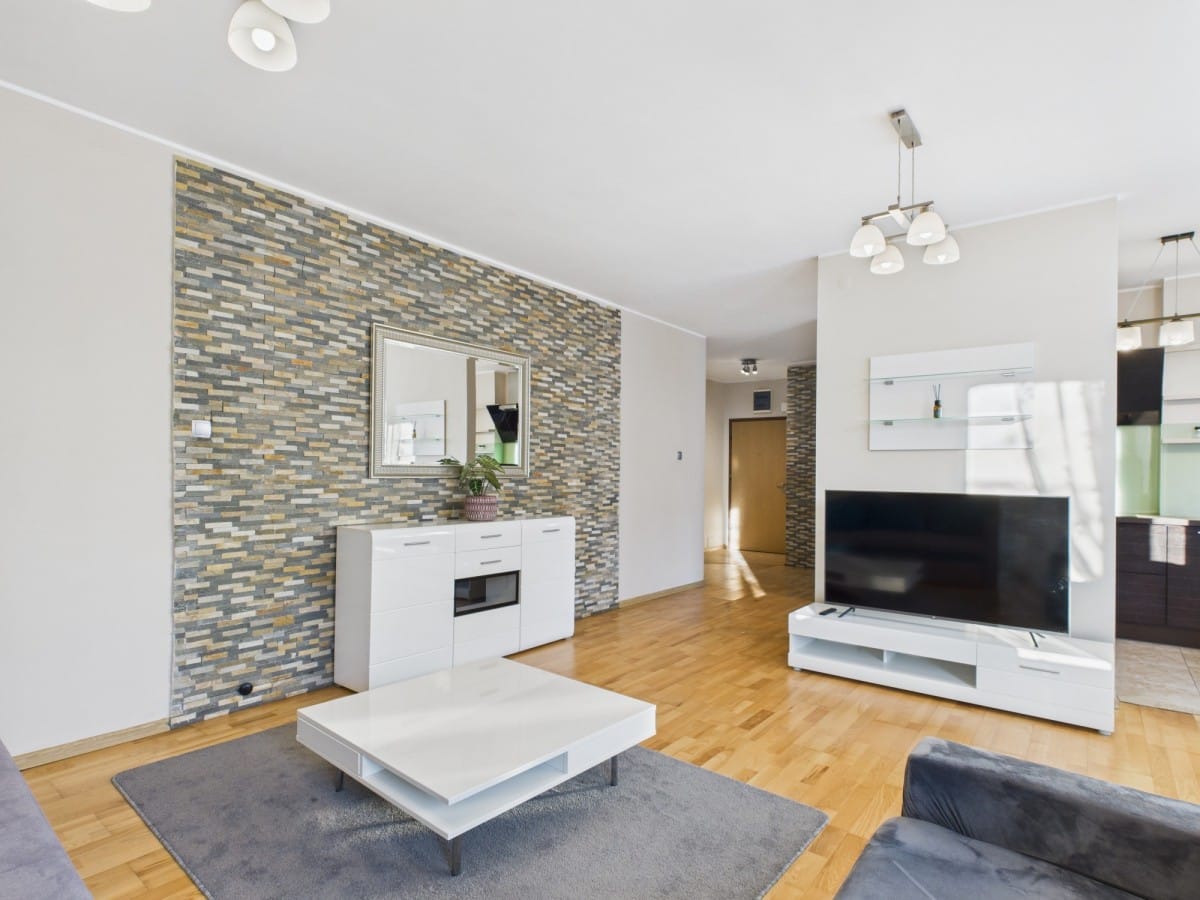 Mieszkanie 4 pokojowe na Wynajem