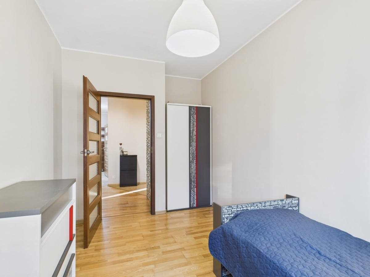 Mieszkanie 4 pokojowe na Wynajem