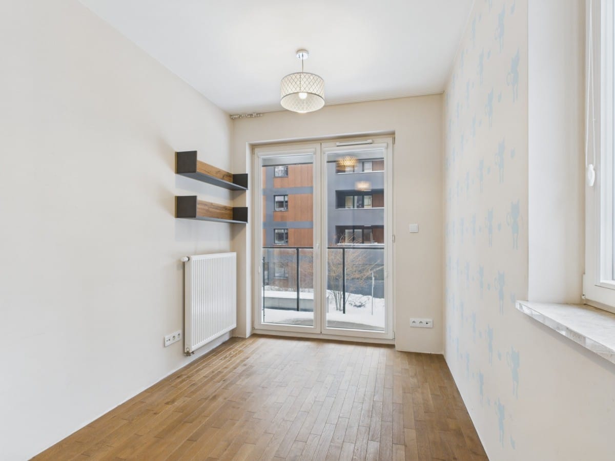 Mieszkanie 4 pokojowe na Sprzedaż