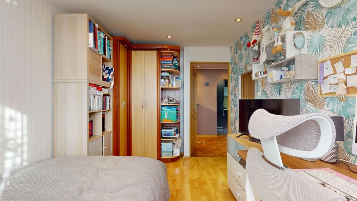 Mieszkanie 3 pokojowe na Sprzedaż