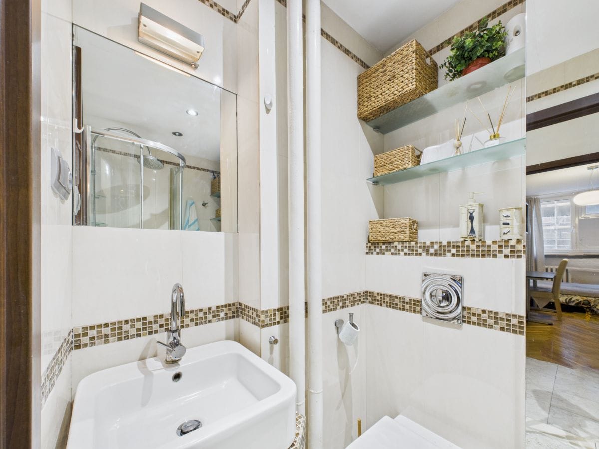 Mieszkanie 2 pokojowe na Sprzedaż