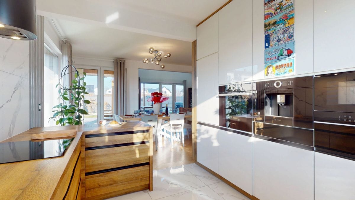 Dom 5 pokojowe na Sprzedaż