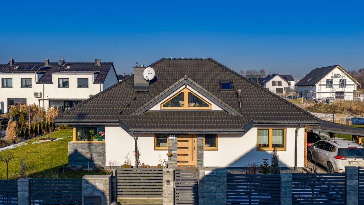 Dom 5 pokojowe na Sprzedaż