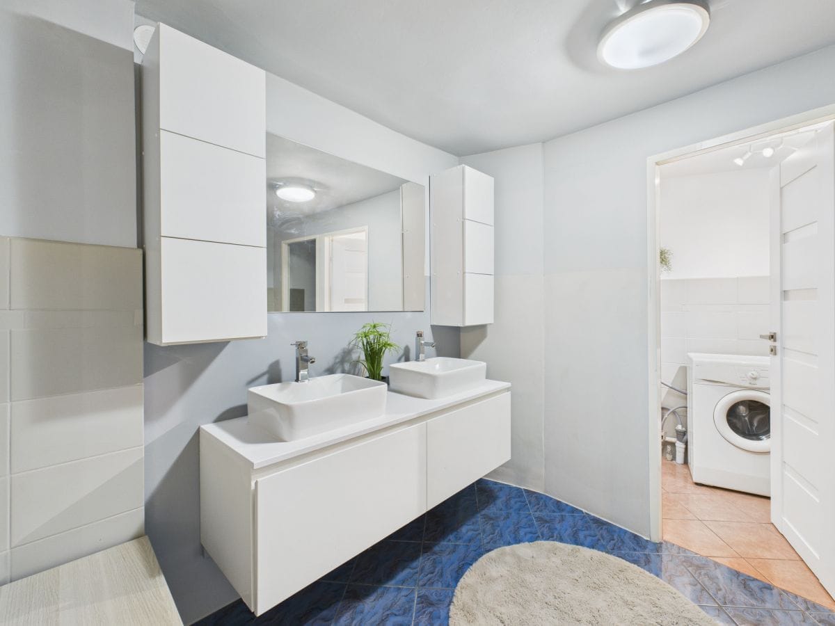 Mieszkanie 4 pokojowe na Sprzedaż